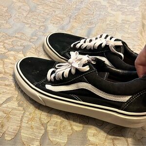 Vans men’s or women sneakers. Vans Off The Wall series.